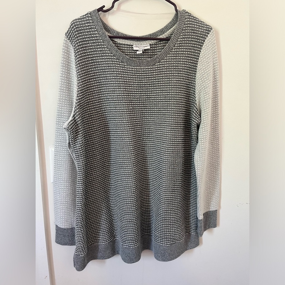 Liz Lange Maternity Gray Pullover Sweater Size XXL - Picture 2 of 6